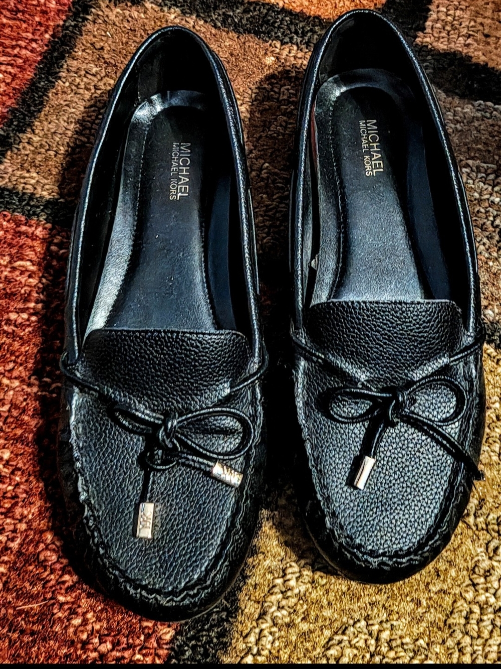 MICHAEL Michael Kors Black Leather Bow-Detail Moccasins